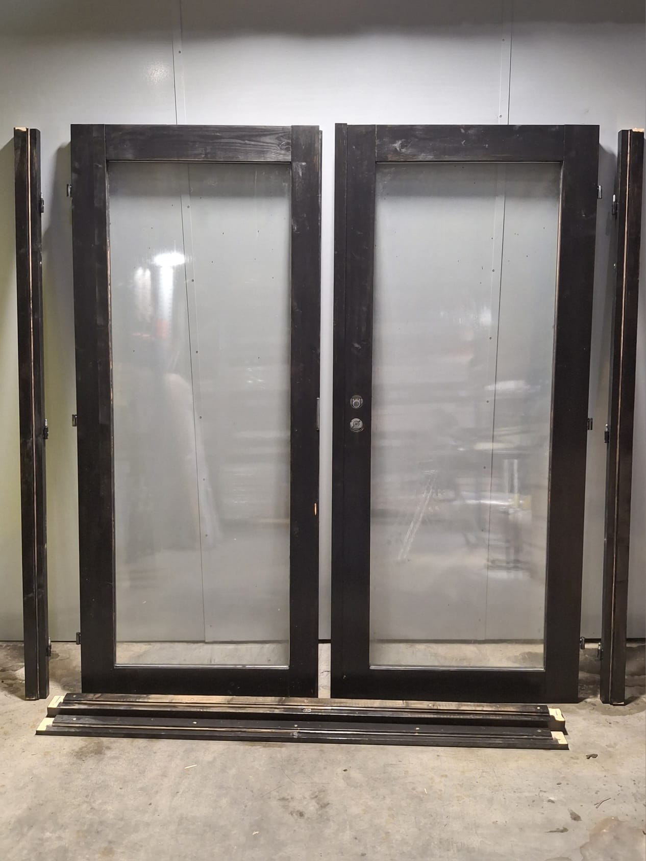 18x20 (1700x1978mm) TOPELTUKS, must baasvärv