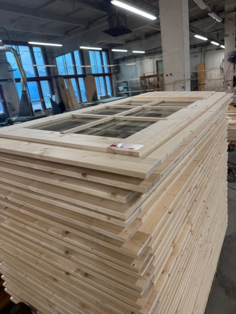 ...
The post U-raamiga uksed ja aknad suvilatele, saunadele ja aiamajadele appeared first on Ladu 6.